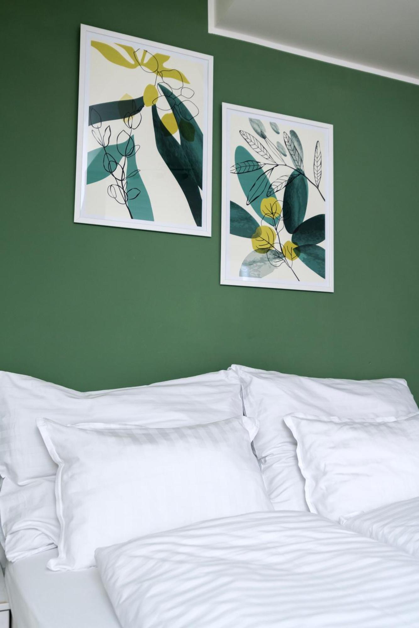 Emerald Apartments Boutique Residence Прага Екстериор снимка